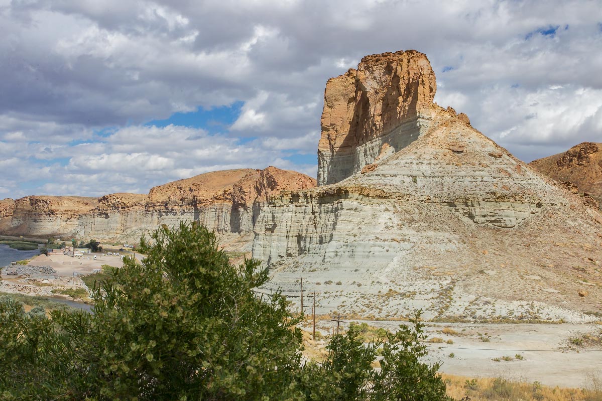 Tollgate Rock with The Pallisades Green River Wyoming