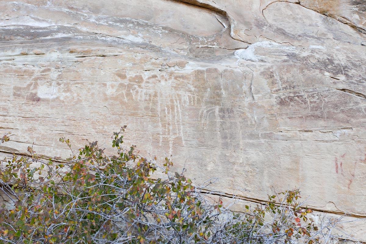 Sinks Canyon petroglyphs Wyoming
