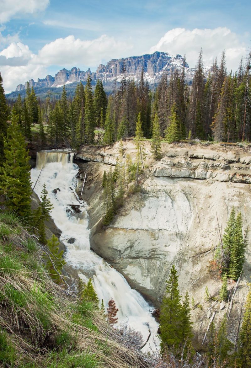 Brooks Creek Falls and Pinnacles