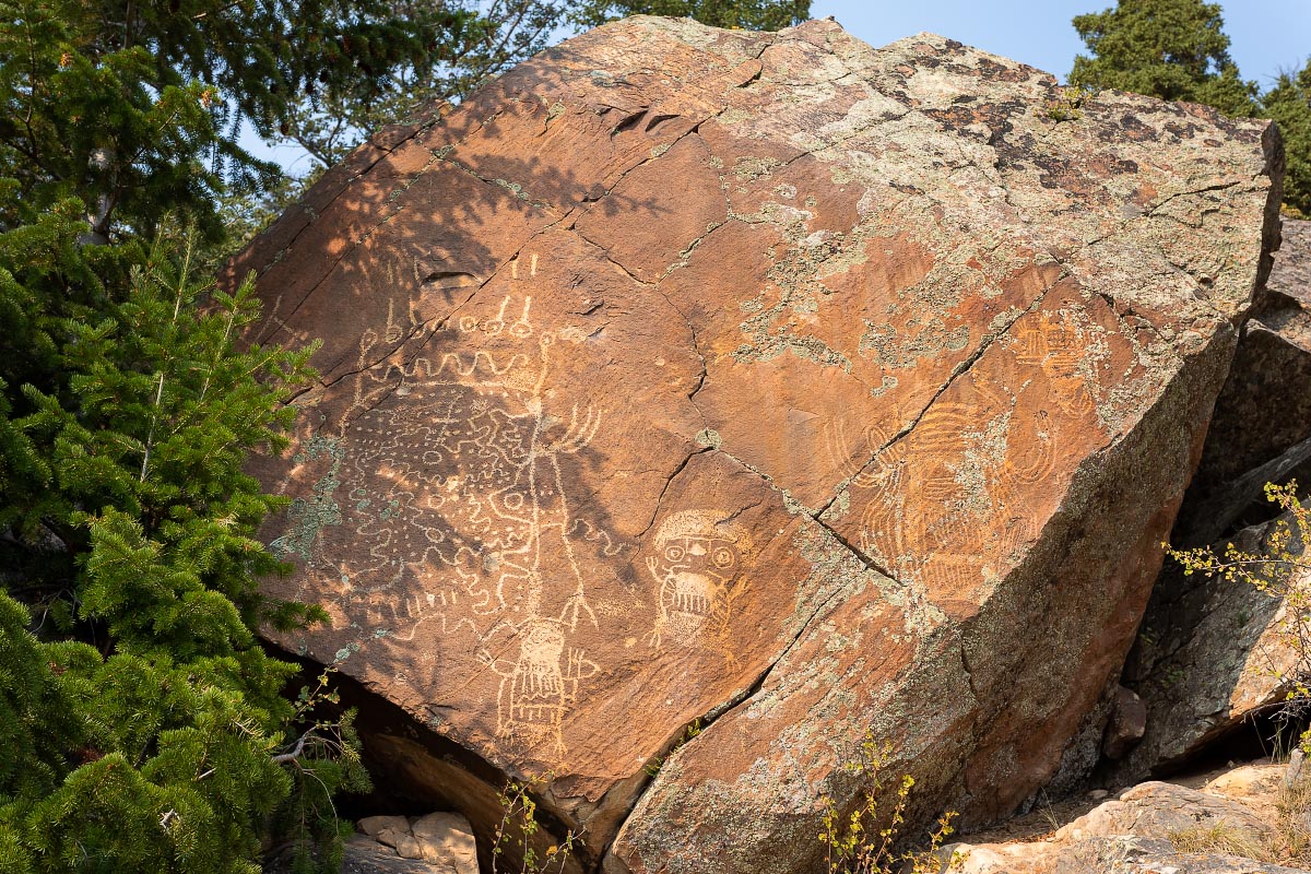 Dinwoody petroglyphs Wyoming